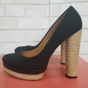 ⚡️FLASH⚡️ Stylish Platform Pumps Like NEW